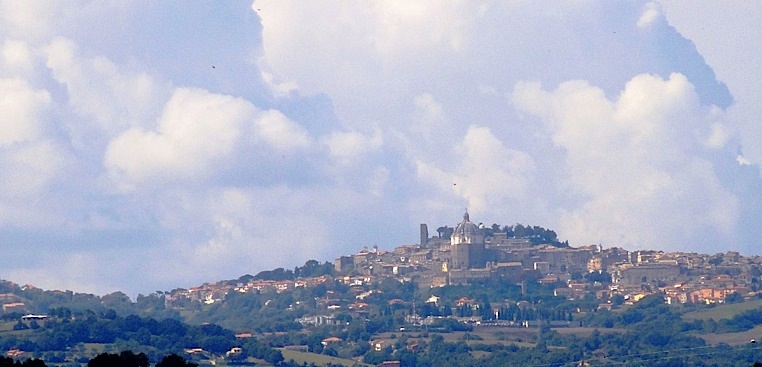 artinvistaguideviterbo.com Maddalena Marton 
Guida Turistica