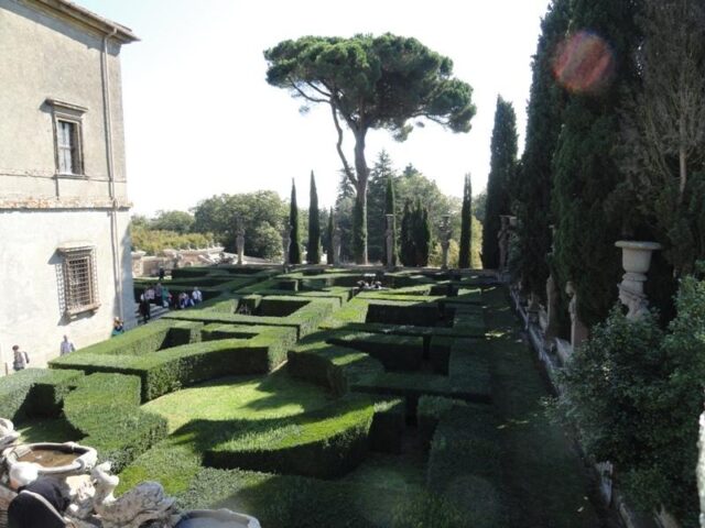 Il Parco di Villa Farnese e i Giardini