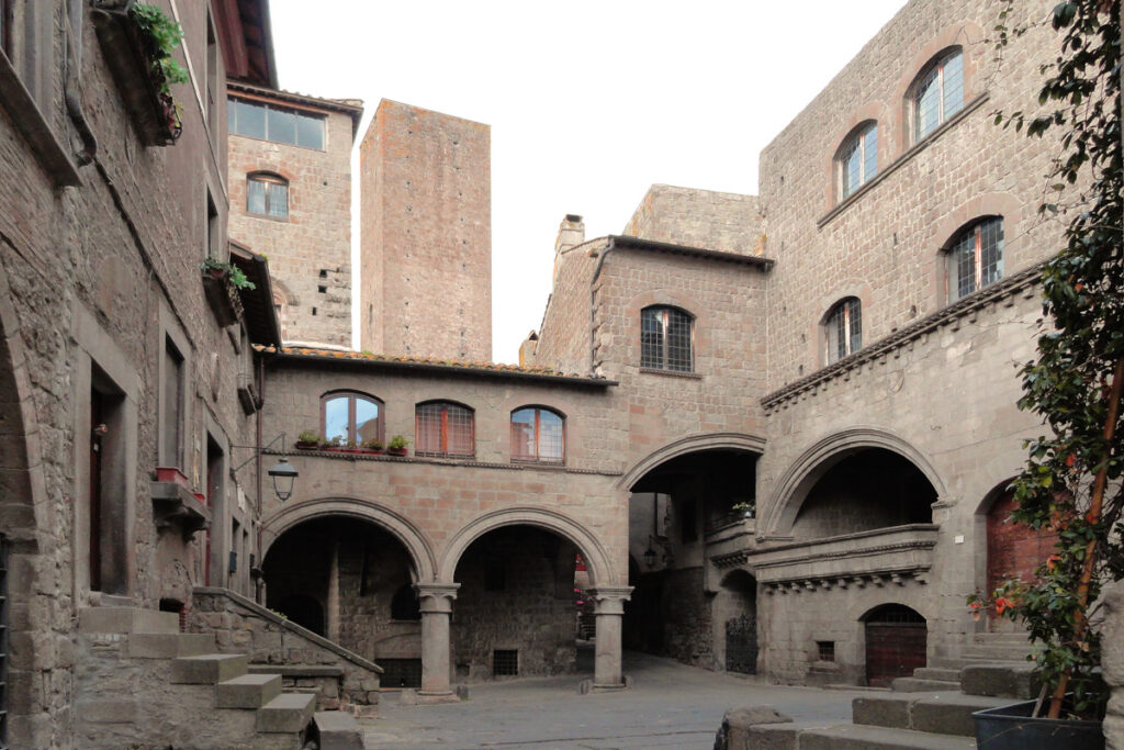 artinvistaguideviterbo.com Maddalena Marton Guida Turistica
