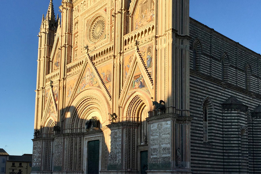artinvistaguideviterbo.com Maddalena Marton Guida Turistica