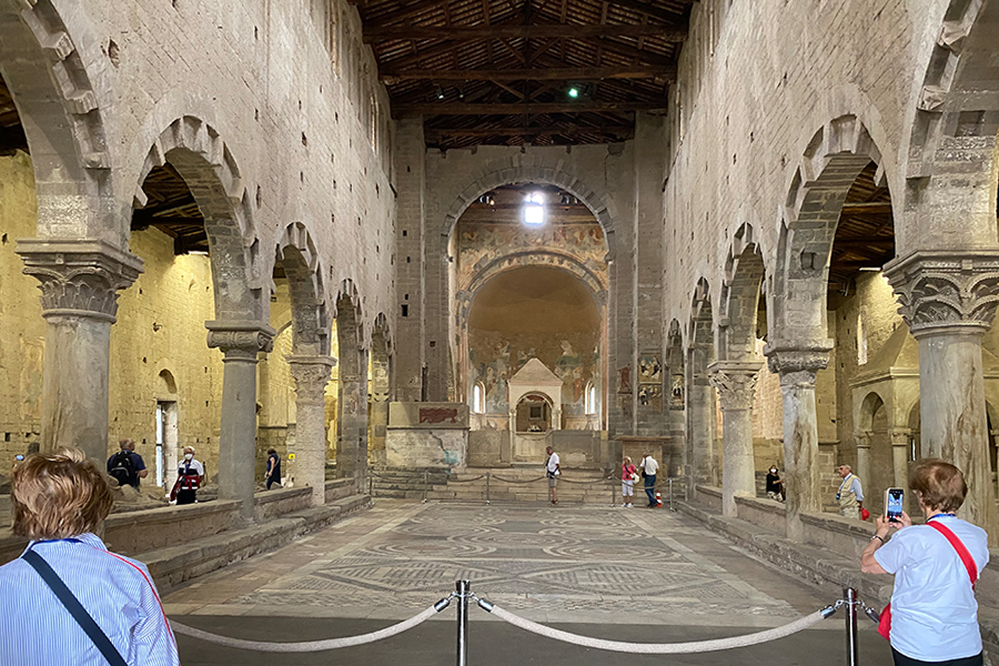 artinvistaguideviterbo.com Maddalena Marton Guida Turistica