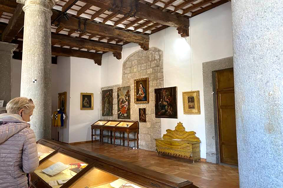 artinvistaguideviterbo.com Maddalena Marton Guida Turistica